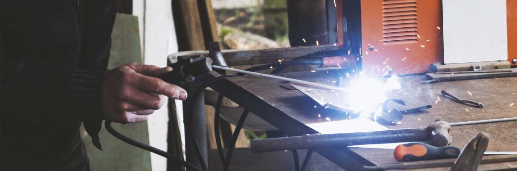 Aprenda como usar máquina de solda de forma simples