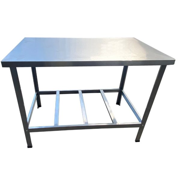 Mesa de Serviço MSI-08 120 x 90cm em Aço com 3 Travessas CEFAZ-MSI-08